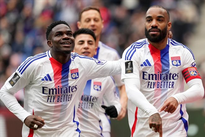 包含法甲豪门里昂队发布战术调整计划迎接挑战的词条 包含法甲豪门里昂队发布战术调整计划迎接挑战的词条