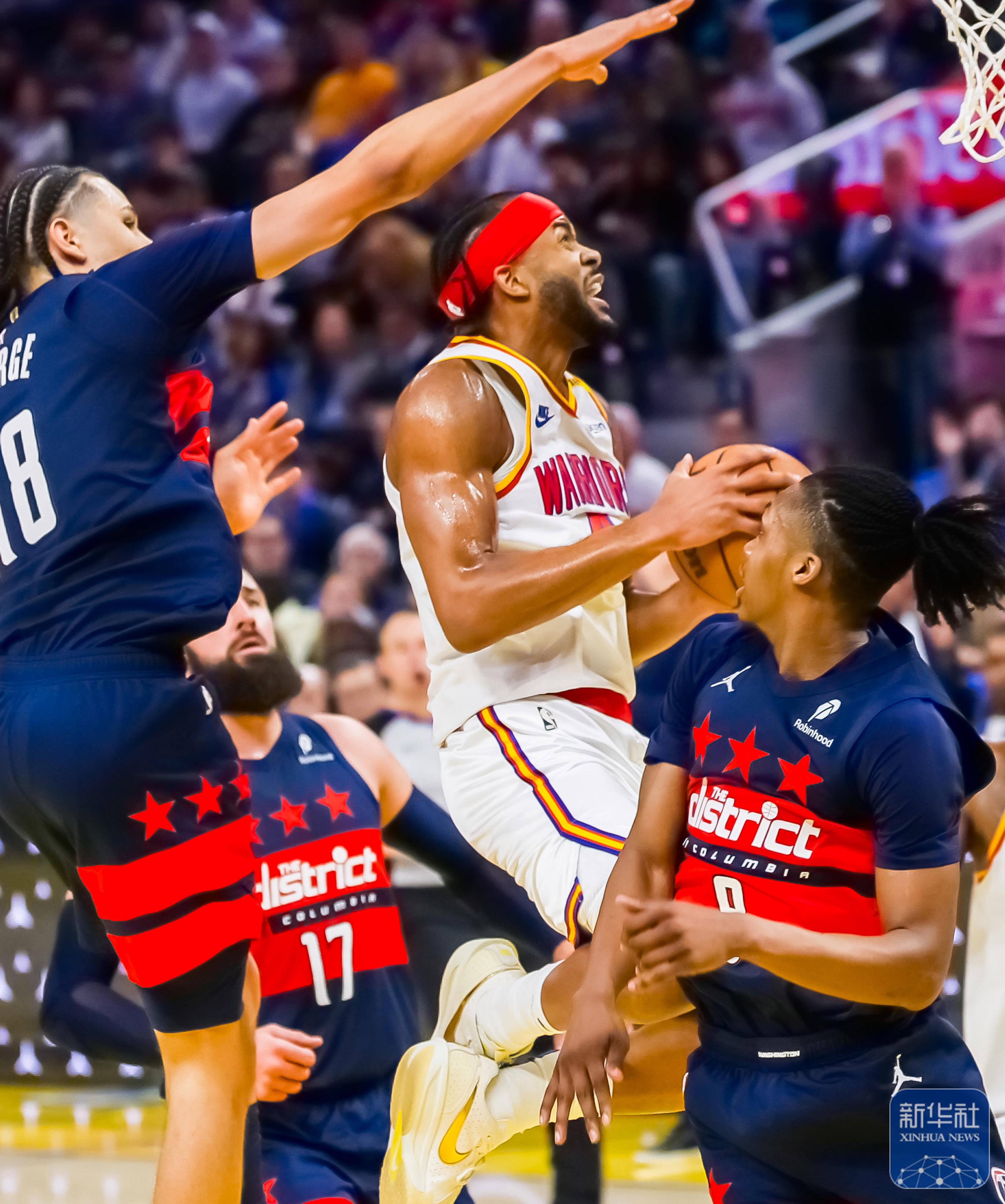 开云体育登录-篮球比赛中精彩绝伦战绩令人震撼