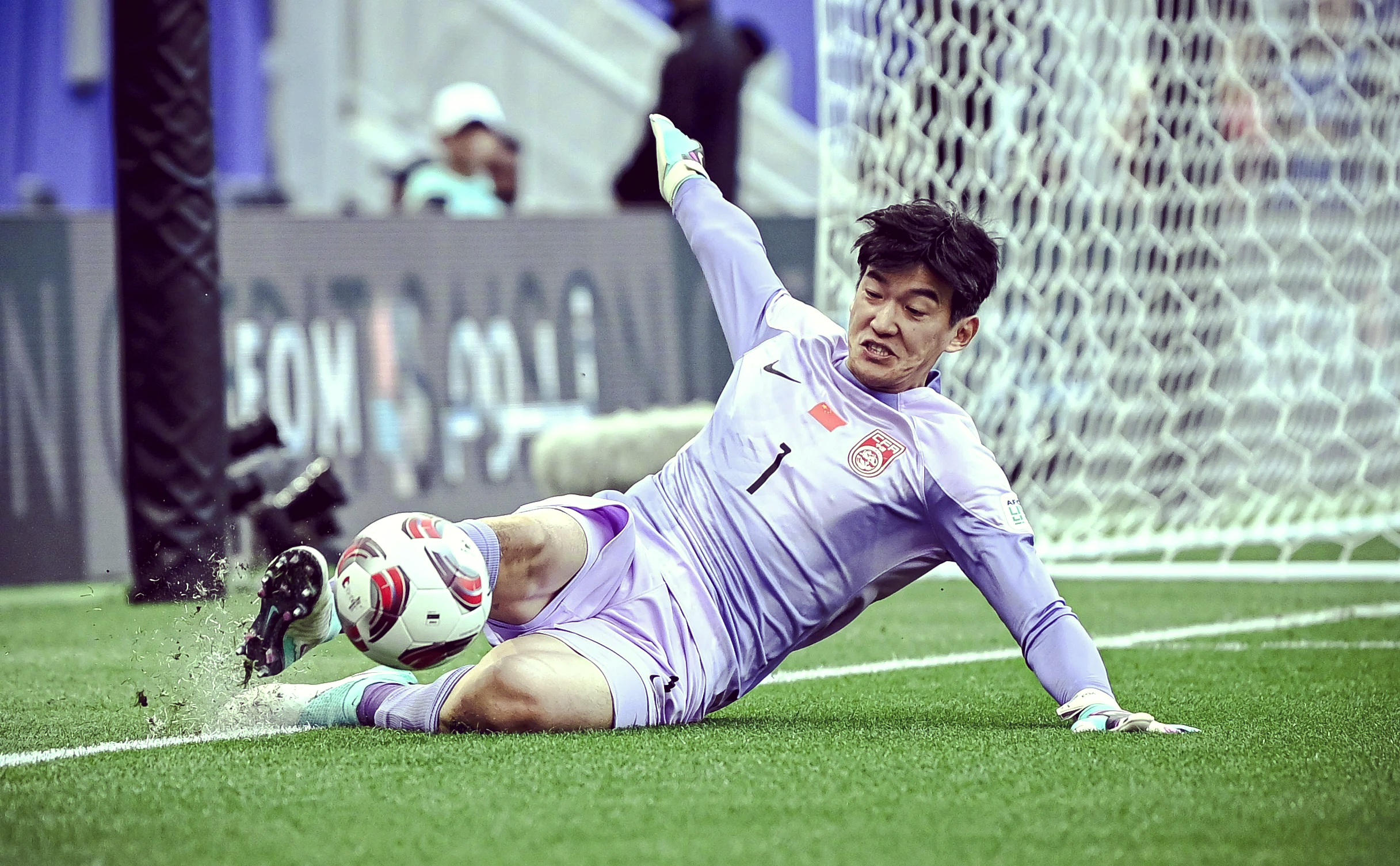 开云平台-黎巴嫩球队在比赛中展现出坚韧品质！