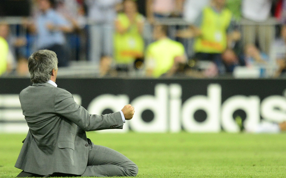 浴火重生,豪强争霸,力争登顶国际足坛巅峰的简单介绍 浴火重生,豪强争霸,力争登顶国际足坛巅峰的简单介绍