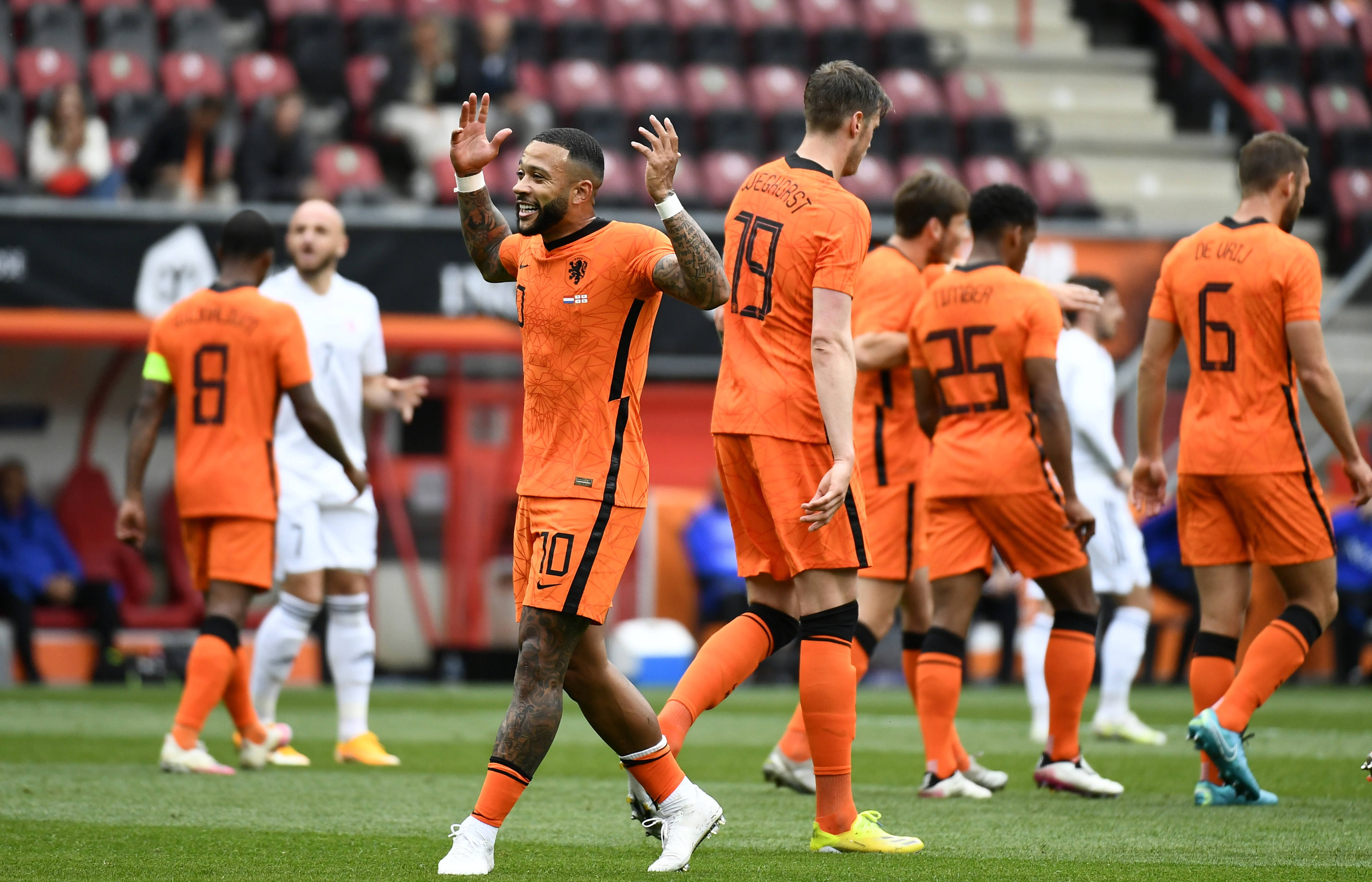 开云体育平台APP-荷兰队与德国队激烈对决，中国球迷热议的简单介绍