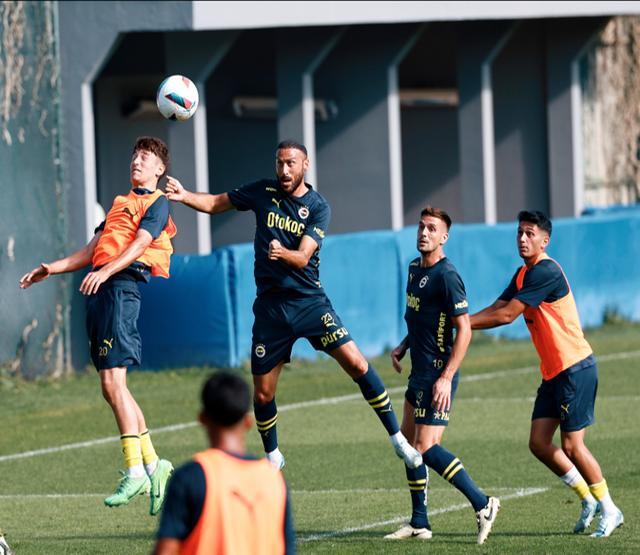 开云体育官方网站-包含球迷期待的对决欧预赛双方全力以赴的词条