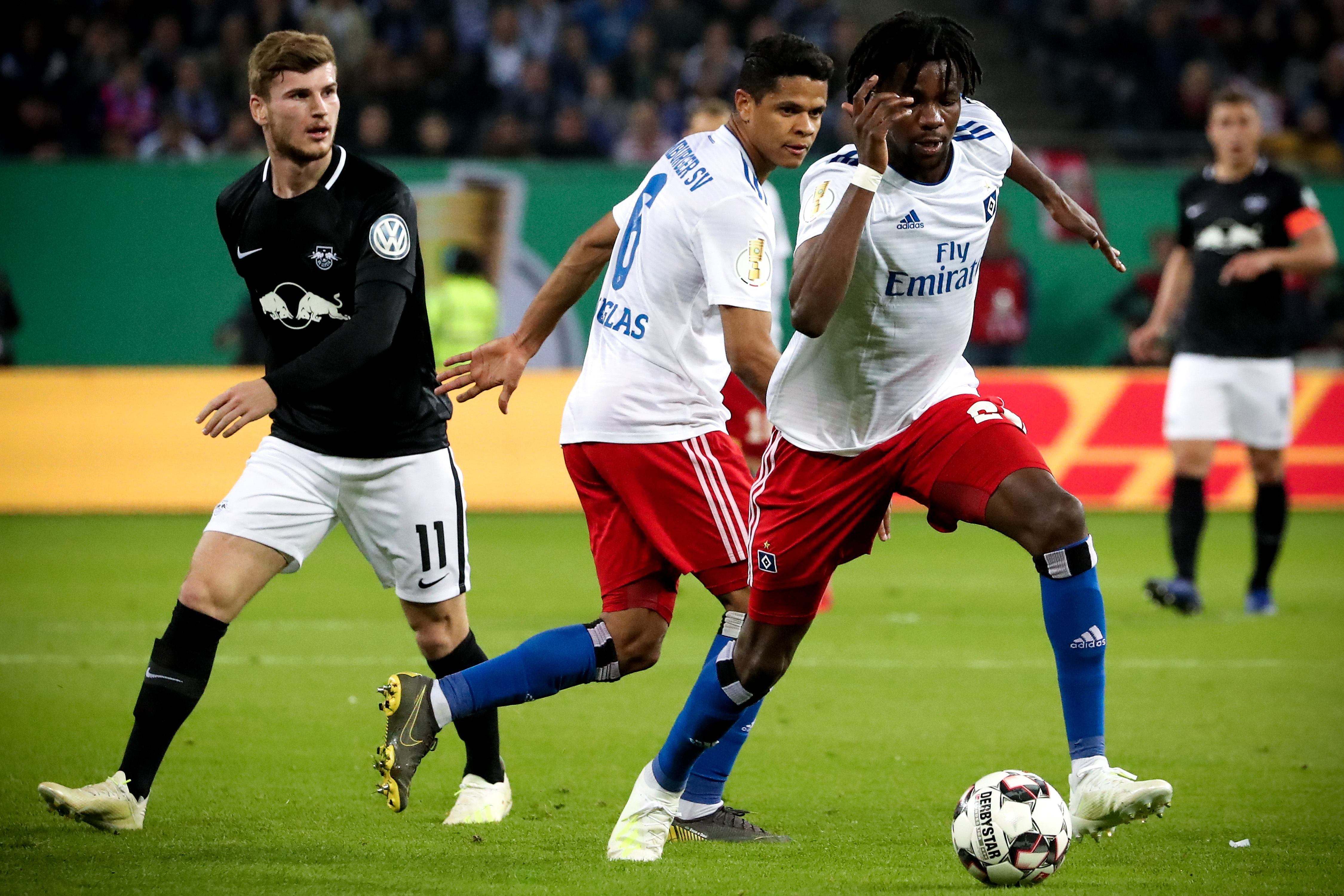 开云体育官方网站-里尔队在周六比赛中打入多个进球取胜