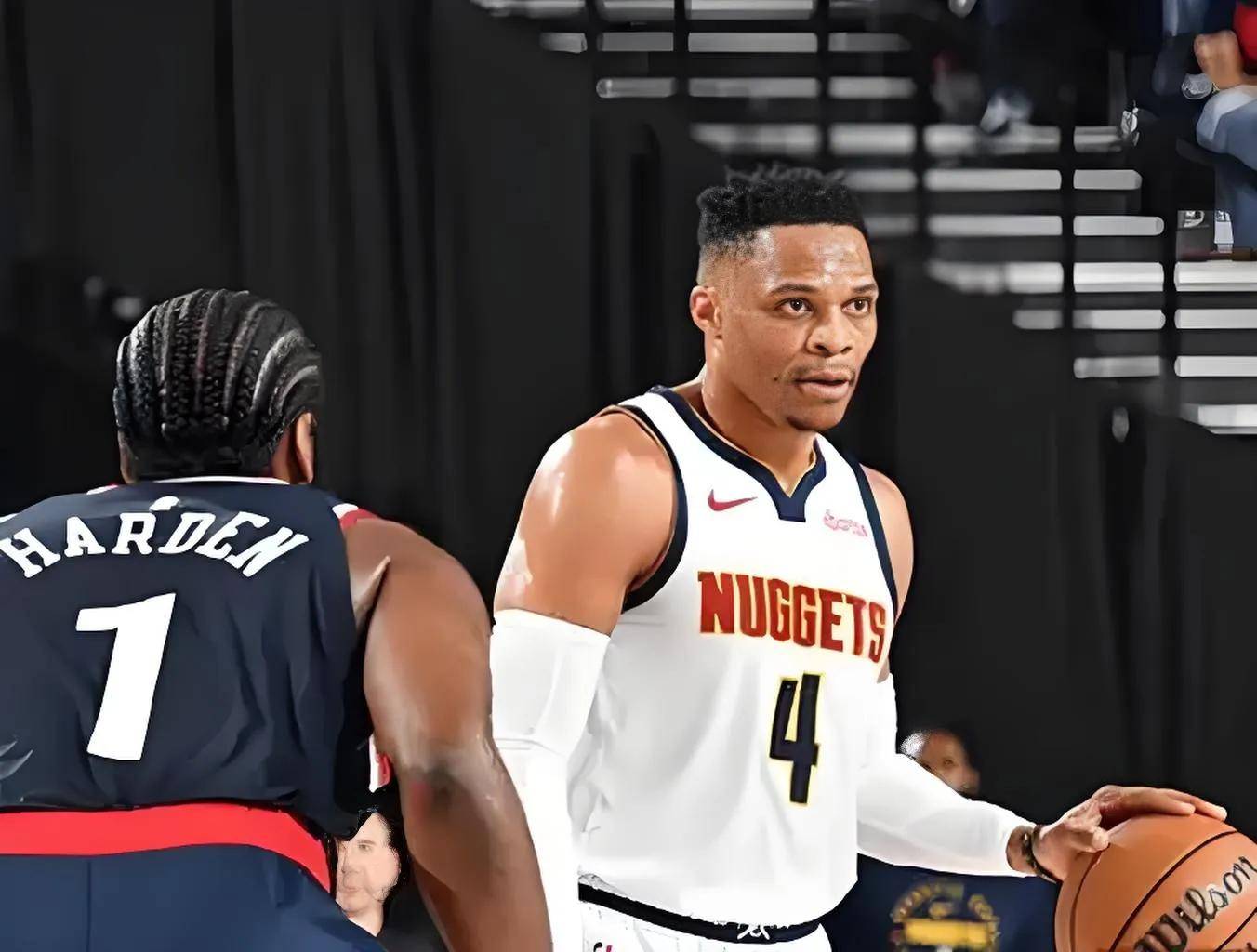 开云平台-高强度对抗，顶级球员们展现最佳表现