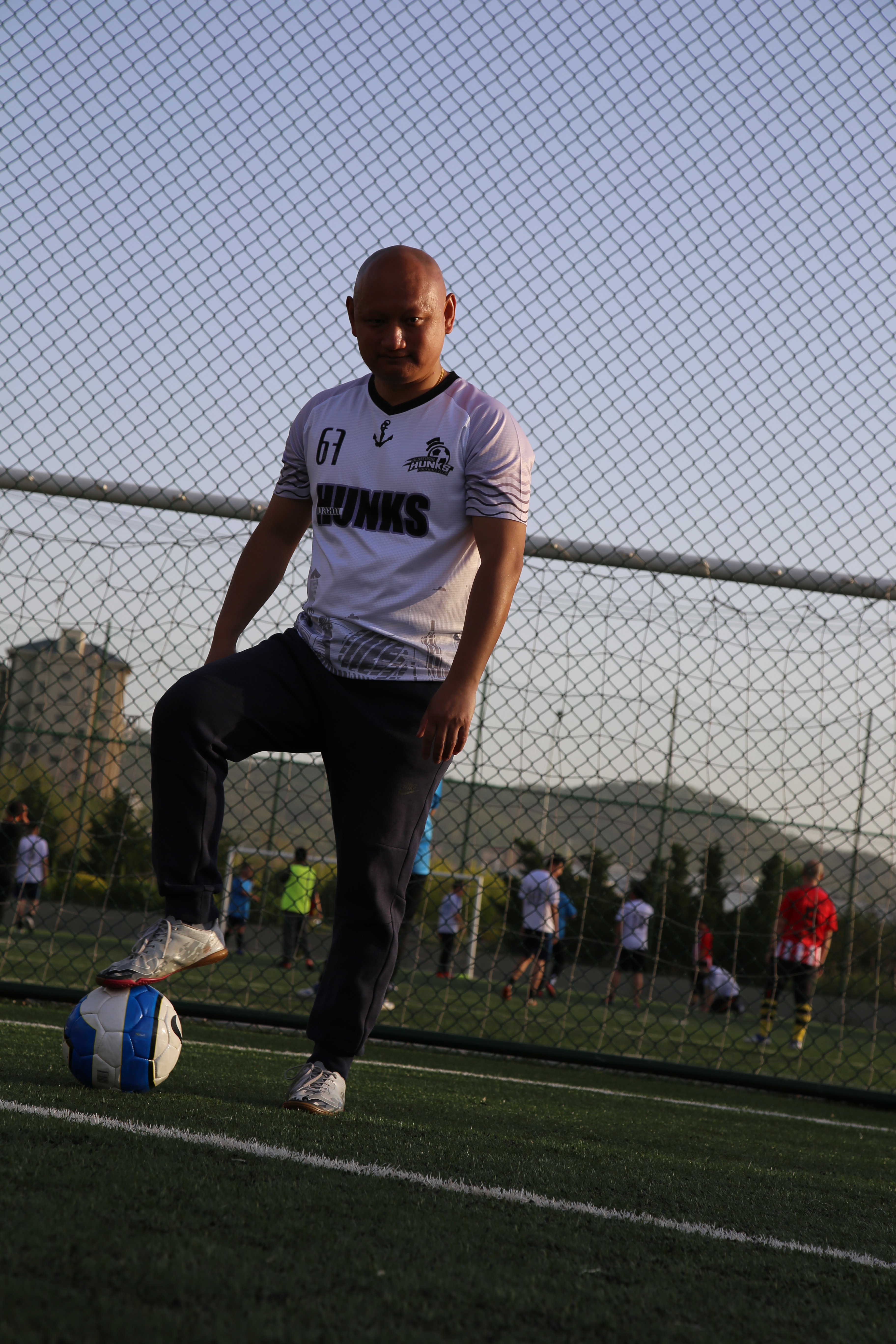 开云体育官网-球队在足球比赛中表现出耐心和毅力