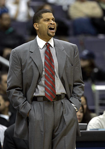 开云体育-关于山猫队主帅受到批评球队表现不佳的信息