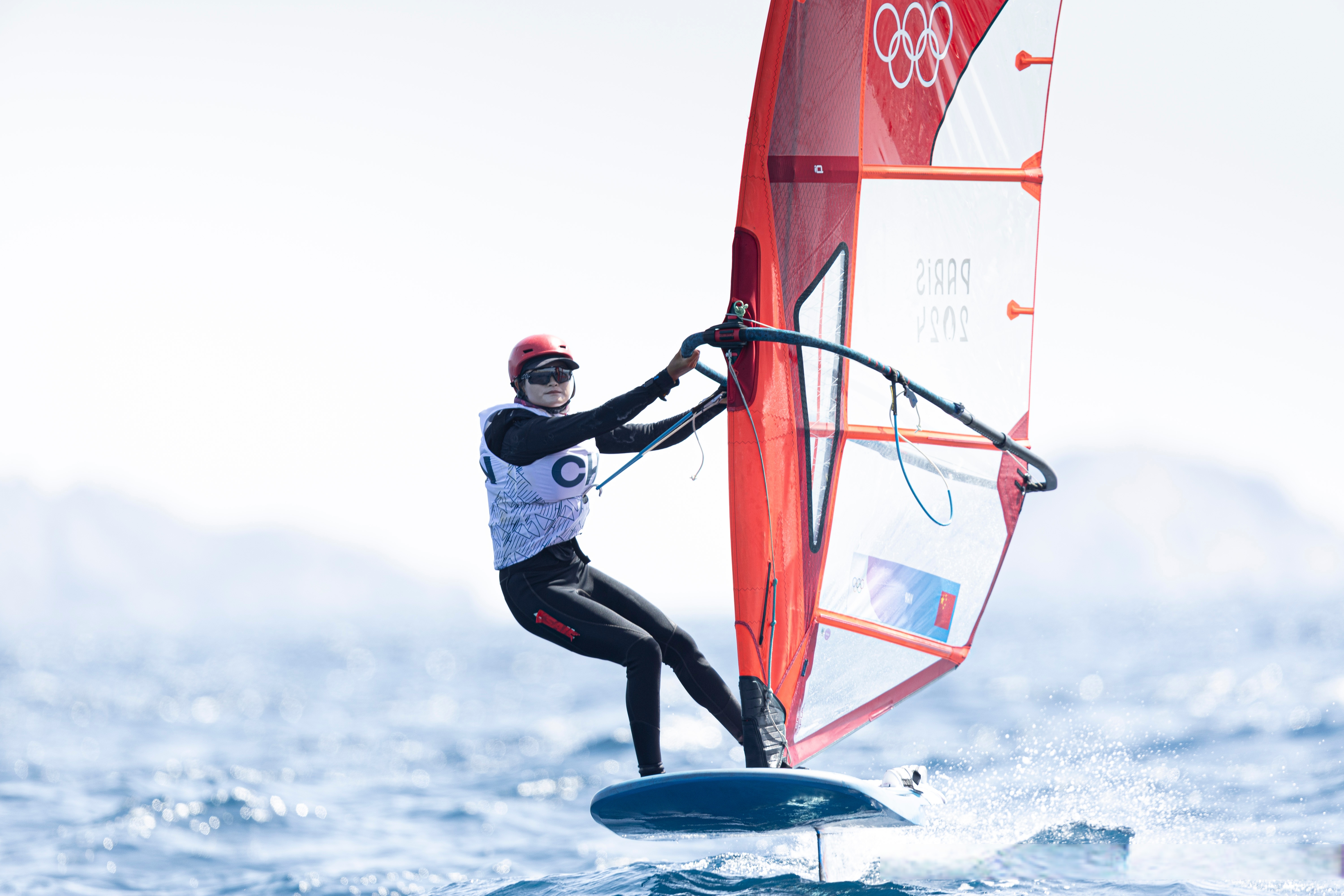 葡萄牙帆船选手飘逸身姿,摘得金牌的简单介绍 葡萄牙帆船选手飘逸身姿,摘得金牌的简单介绍