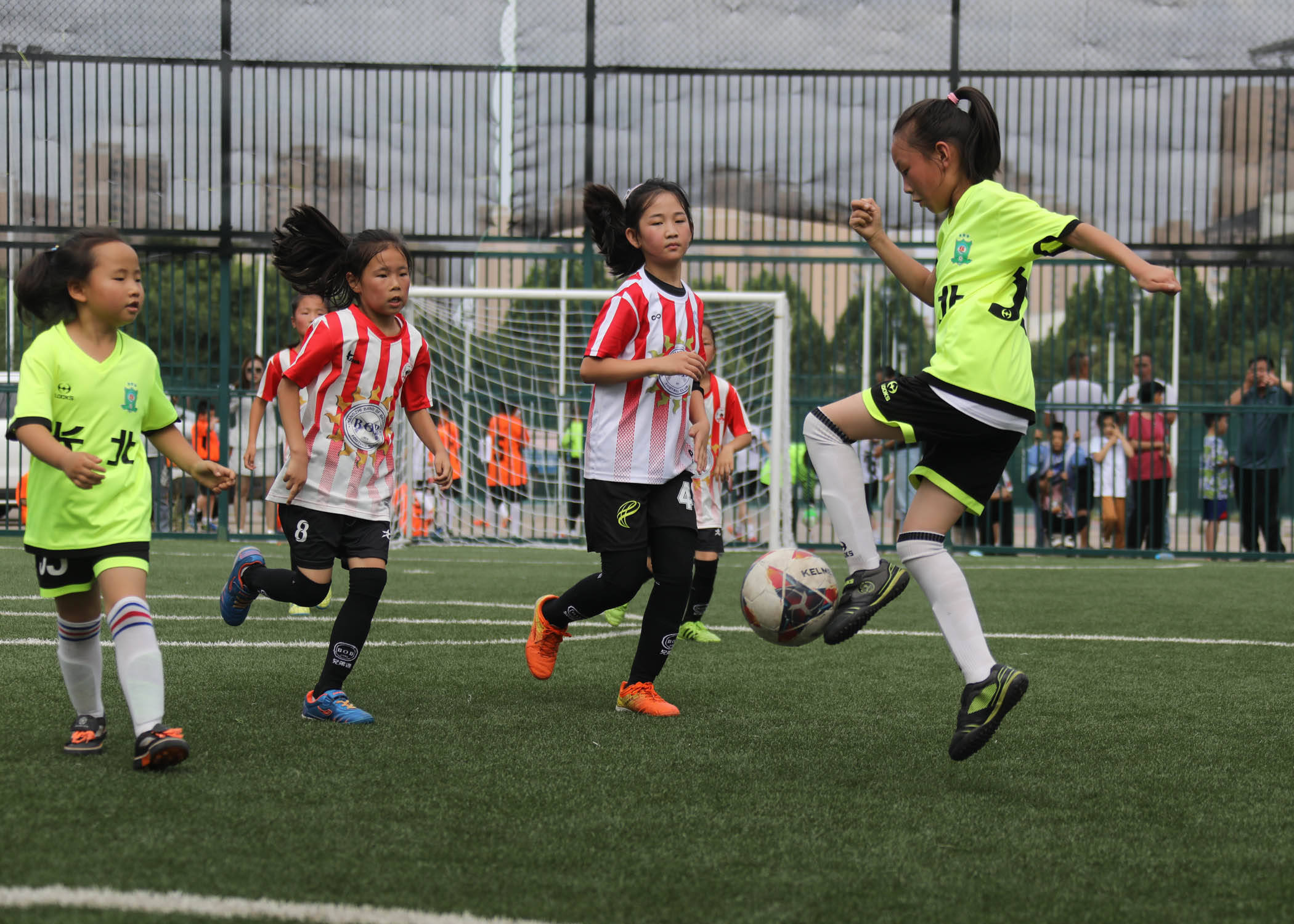 开云下载-包含毛里塔尼亚女足风采无限，期待佳绩的词条