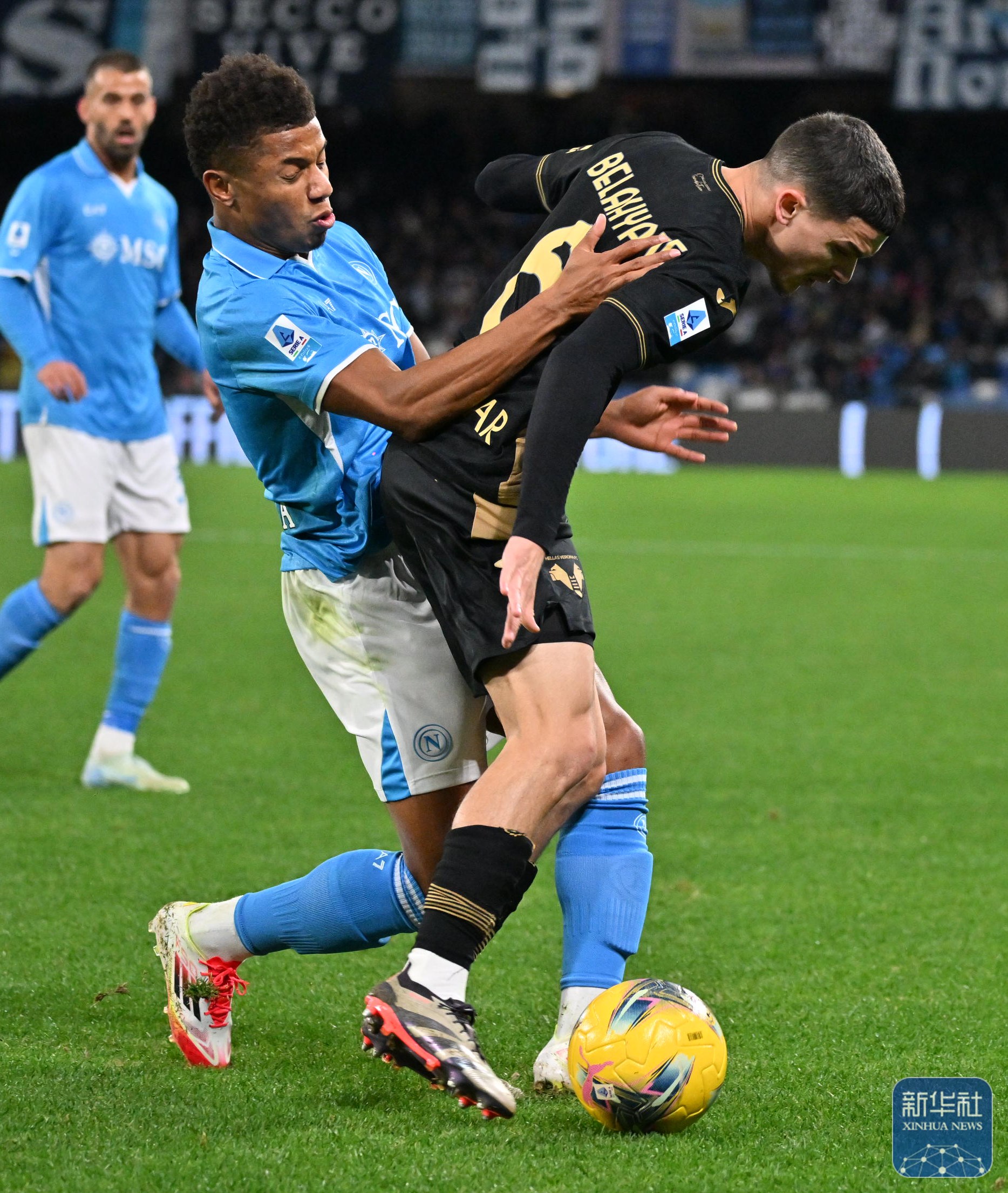 开云体育官方网站-那不勒斯队员表现出色，赢得比赛胜利