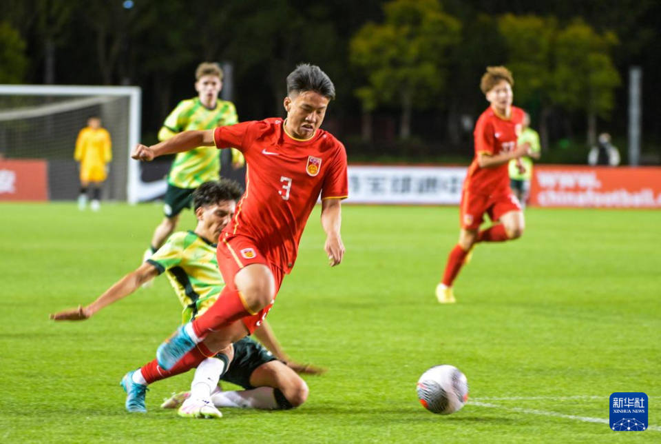 开云平台-澳大利亚队在比赛中表现出色，获得胜利