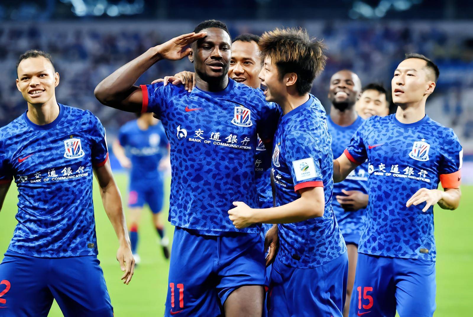 开云体育官网-中国足球联赛中一场引人入胜的对决