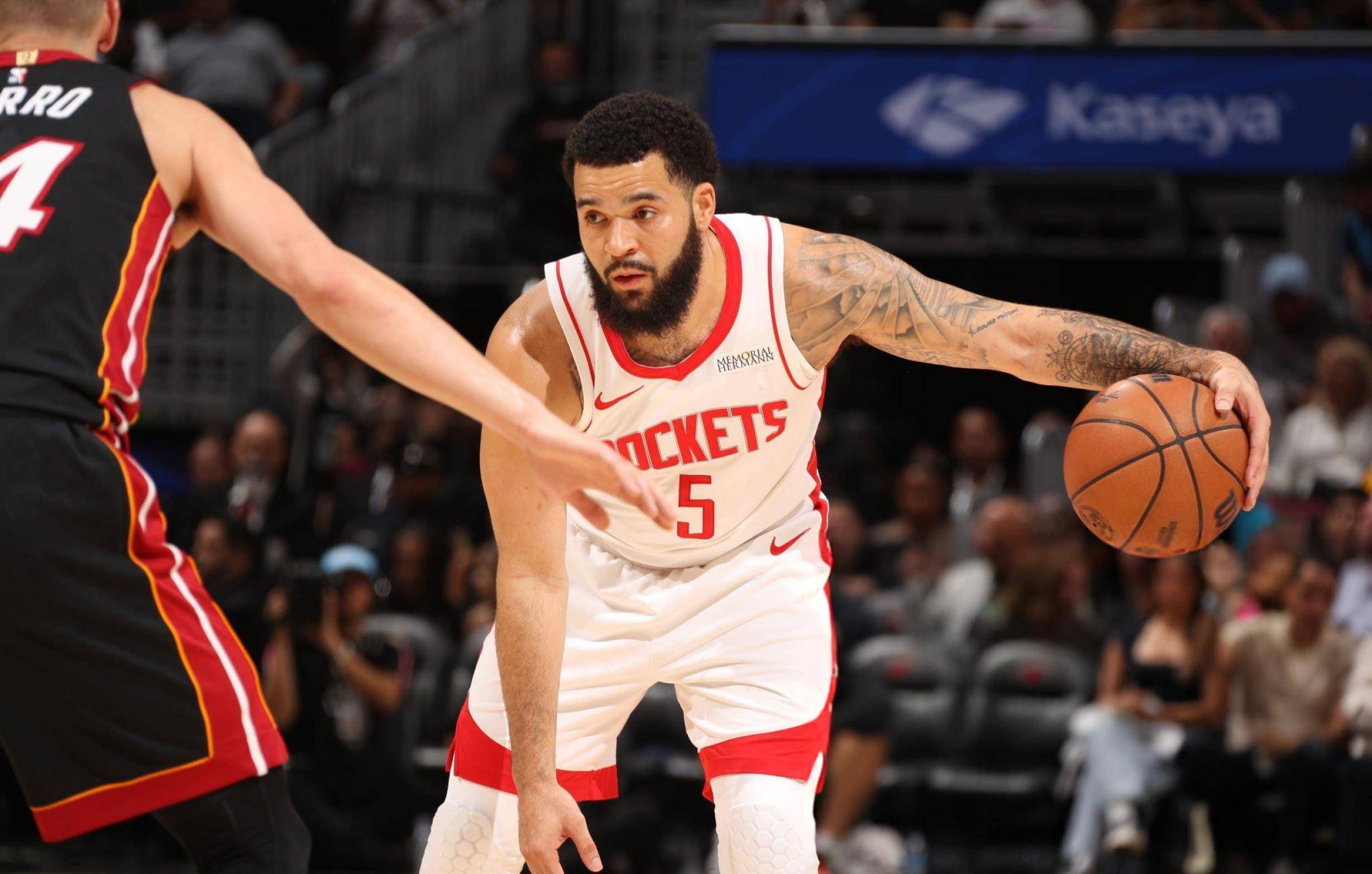 火箭大胜热火,取得四连胜的简单介绍 火箭大胜热火,取得四连胜的简单介绍