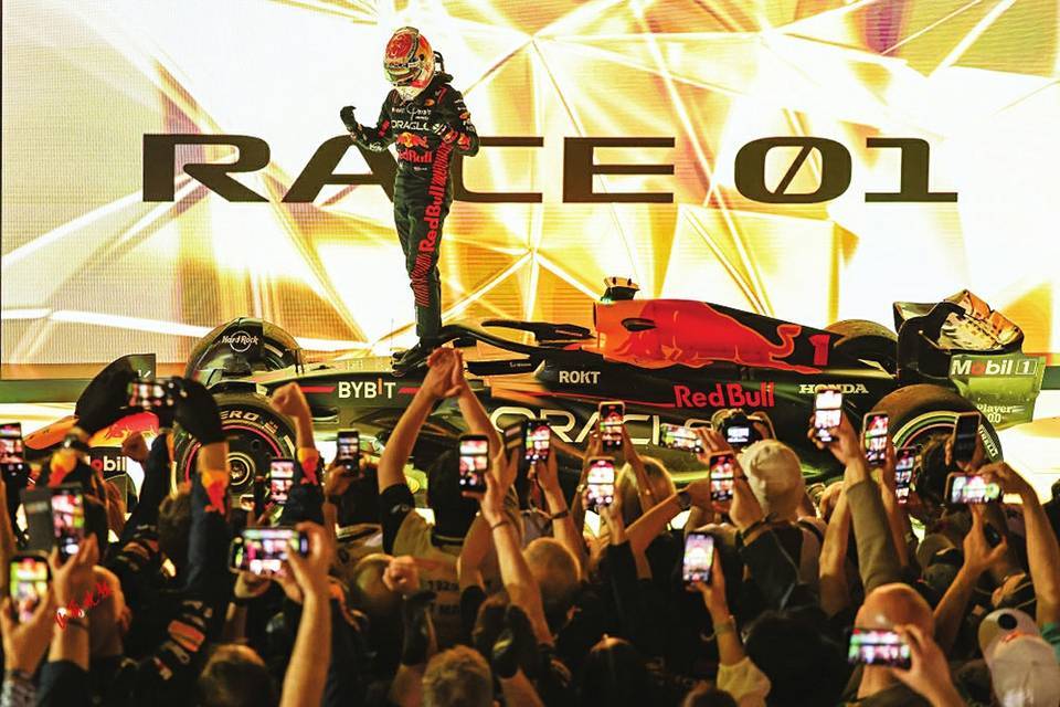 开云体育官方网站-红牛二队横扫迈凯伦,周冠宇扛起全队