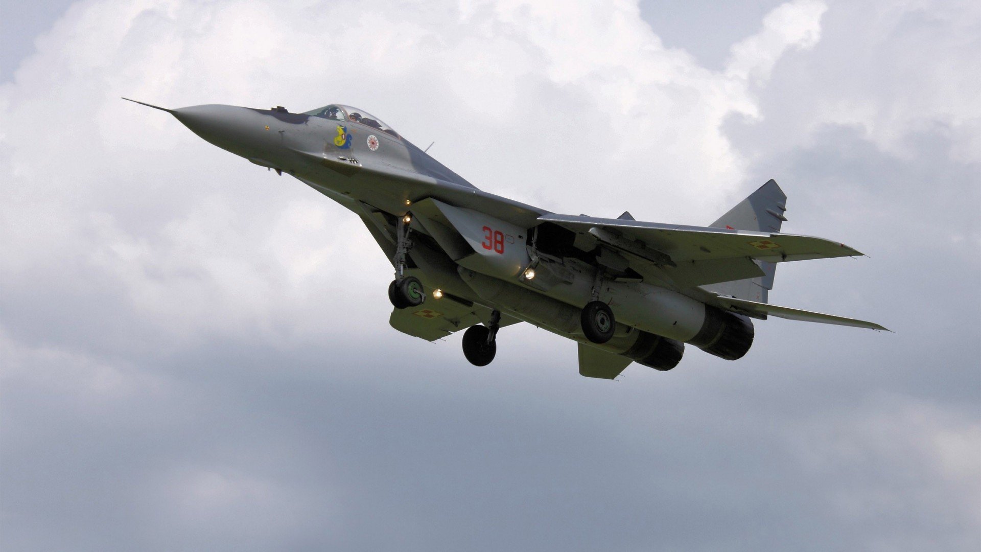 开云体育登录-跨界较量！伦纳德单场49分神奇表演，辽宁队加时压哨绝杀雄鹿