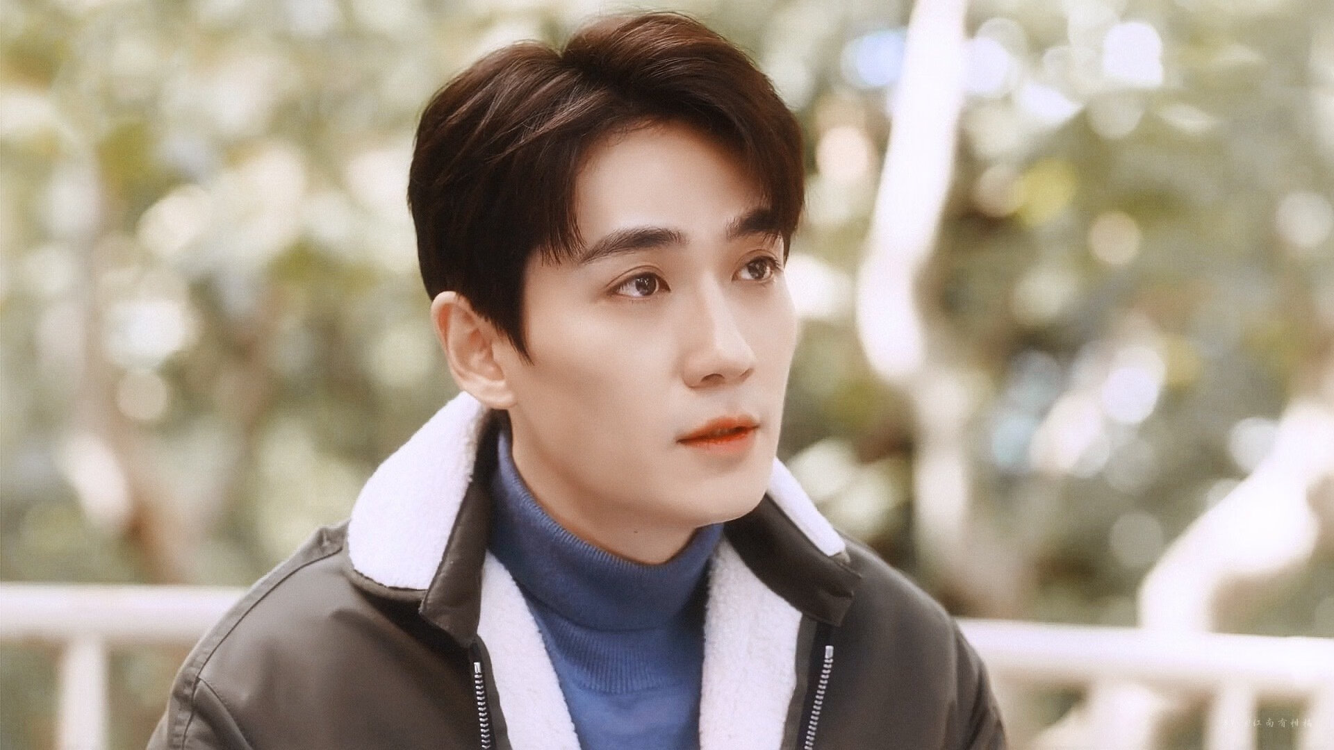 开云体育下载-鹈鹕强压尼克斯，当拉文在NBA季后赛的炼狱中完成加冕